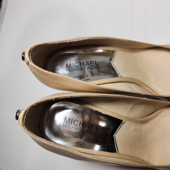 Michael Kors Lesly Patent Leather Heels‎ Size 9M  Nude 4 In Block Heel - Picture 5 of 7